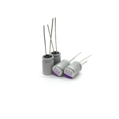 16V820UF Katı Elektrolitik Kondansatörler LED Güç Filtresi UPH1C821M1012 Düşük ESR Kapasitesi